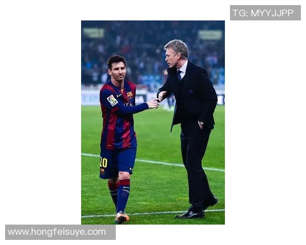 足球明星甜蜜瞬间大揭秘秀恩爱图片合集让你感受爱情的魅力与激情